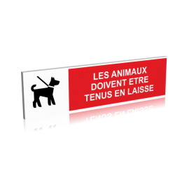 Les animaux doivent être tenus en laisse