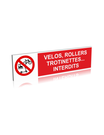 Vélos - rollers - trottinettes - interdits