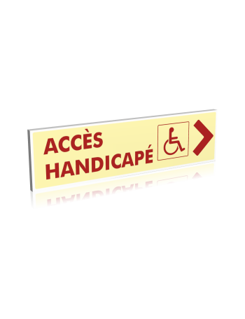 Entrée  Accès handicapé droite