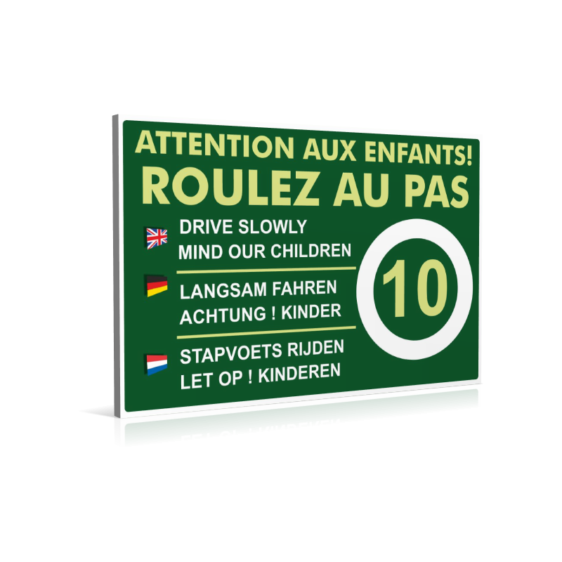Attention aux enfants - Roulez au pas
