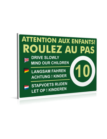 Attention aux enfants - Roulez au pas