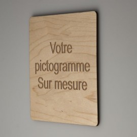 Signalétique bois gravure sur mesure