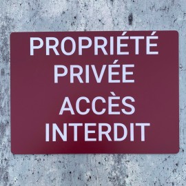 Propriété privée accès interdit